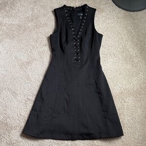 Jessica Simpson Black Sleeveless Fit & Flair Knee Length Dress. Size 4